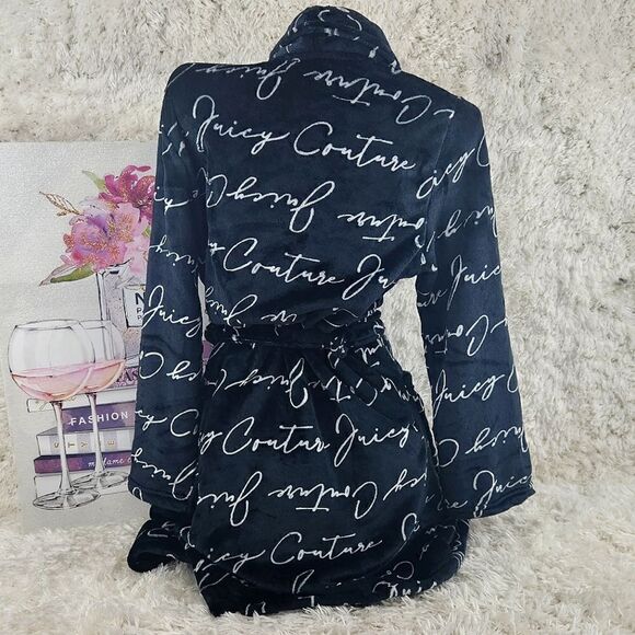 {Juicy Couture} Black Logo Robe - Picture 2 of 5